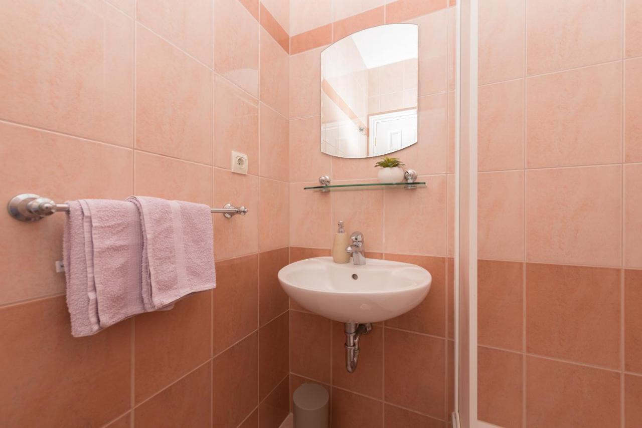 Skiljini Dvori - Studio-apartman 1 Makarska